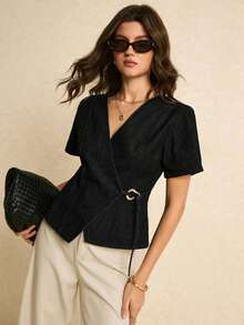 Blusa de mezclilla de uso diario versátil y casual con decoración metálica en escote en V para mujer - Negro - Ver 8