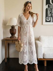 Vestido de playa de manga corta con cuello en V, de encaje transparente y estilo bohemio. Adecuado para la playa, viajes, festivales de música y salidas de verano - Blanco - Ver 3