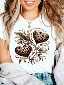 Leopard Heart Graphic T-Shirt, 100% Cotton Oversized Soft Breathable Casual Crewneck Short Sleeve Top, Romantic Aesthetic Summer Vibes Tee for Women & Animal Lovers - Blanco - Ver 2