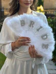 1个仿珍珠新娘字母装饰白色羽毛折叠扇，手持扇，适用于单身派对和婚礼新娘送礼会装饰，优雅婚礼回礼 - 1件 新娘 白色 - 查看 1