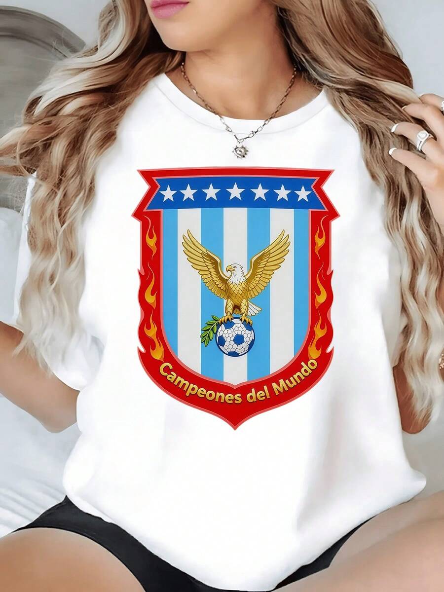 águila dorada sobre balón adornado con ramas verdes dentro de un escudo rojo y azul que simboliza fuerza victoria y orgullo nacional camiseta de mujer moderna cómoda para uso casual - Blanco - Ver 1