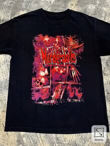 Murderdolls Band T-Shirt For Men And Women, A Great Gift For Fans. Soft And Versatile, This All-Season Casual Fashion Essential Is Perfect For Everyday Wear And Makes A Great Gift For Fans And Friends. With Its Crisp, Streamlined Cut, This T-Shirt Creates A Clean And Vibrant Look. Its Relaxed Yet Flattering Silhouette Suits All Body Types, Offering A Style That Is Both Casual And Sophisticated. - 黑色 - 查看 6