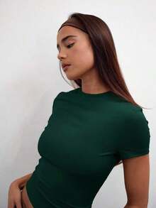 Camiseta casual de manga corta con cintura ceñida, parte de un armario cápsula para uso diario, aeropuerto, vacaciones, vuelta al colegio, elegante para primavera y verano - Verde Oscuro - Ver 5