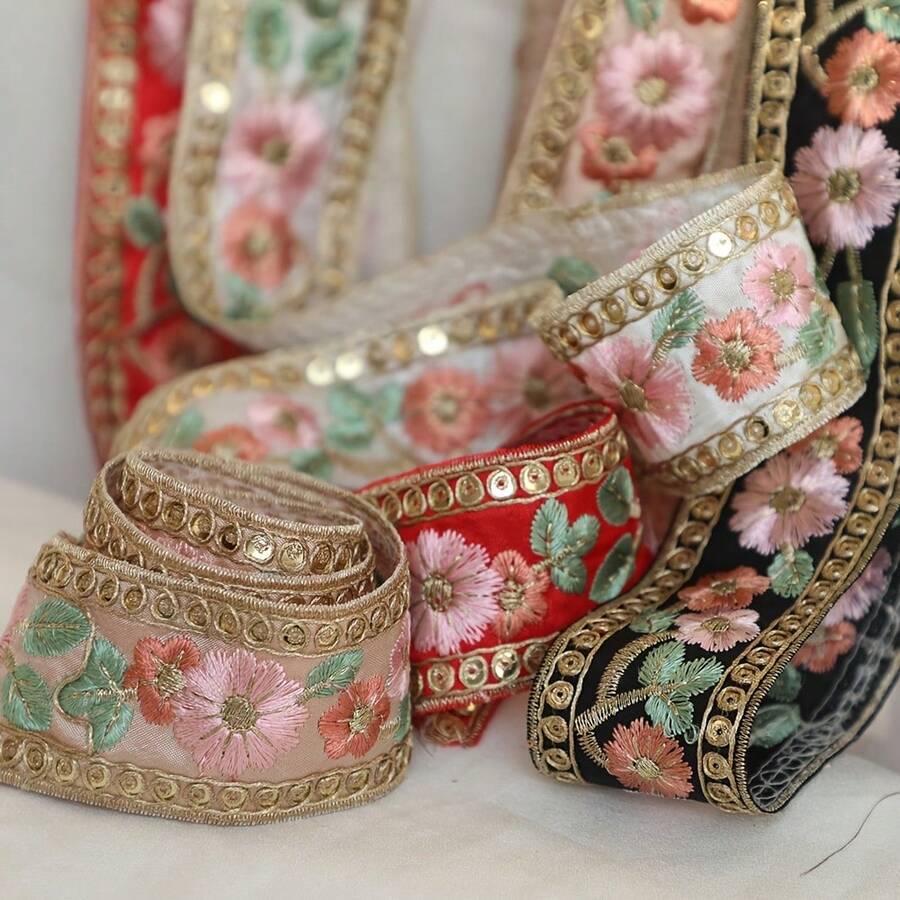 1/5碼優雅花卉刺繡亮片蕾絲飾邊，金邊透明縫製緞帶，適用於婚紗、包袋、手工藝品、窗簾、齋月服飾、禮物包裝