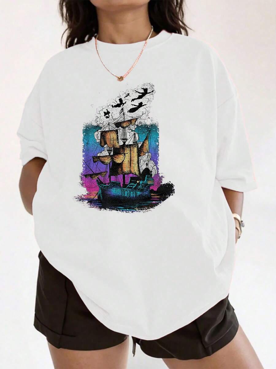 A Ship Sailing On A Calm Sea With Golden Sails That Blend Into Clouds Shaped Like Birds In Flight, Symbolizing Freedom And Endless Dreams. A Comfortable And Casual Women's T-Shirt For Everyday Wear. - 白色 - 查看 1