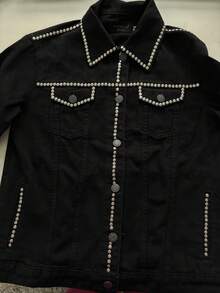 pthirillo Women's Black Denim Jacket, Maxi Oversized, Black Cotton Denim, Long Sleeve, Premium Style With Silver Studs, Casual, Loose Fit With Pockets, Cowboy Style, Sparkly And Rhinestone Embellishments. - 金屬釘 - 查看 6
