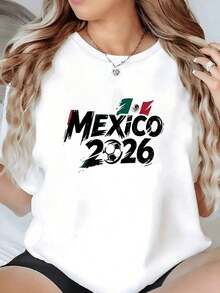 Bandera mexicana ondeando sobre el nombre México 2026 en homenaje al orgullo nacional y la pasión por el fútbol camiseta para mujer 100% algodón suave y cómoda ideal para uso diario - blanco - Ver 6