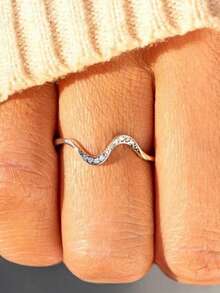 1 pieza Anillo con patrón de onda geométrica minimalista, con circonita sintética incrustada, versátil para uso diario, fiestas, regalos, accesorio de joyería - Plateado - Ver 2