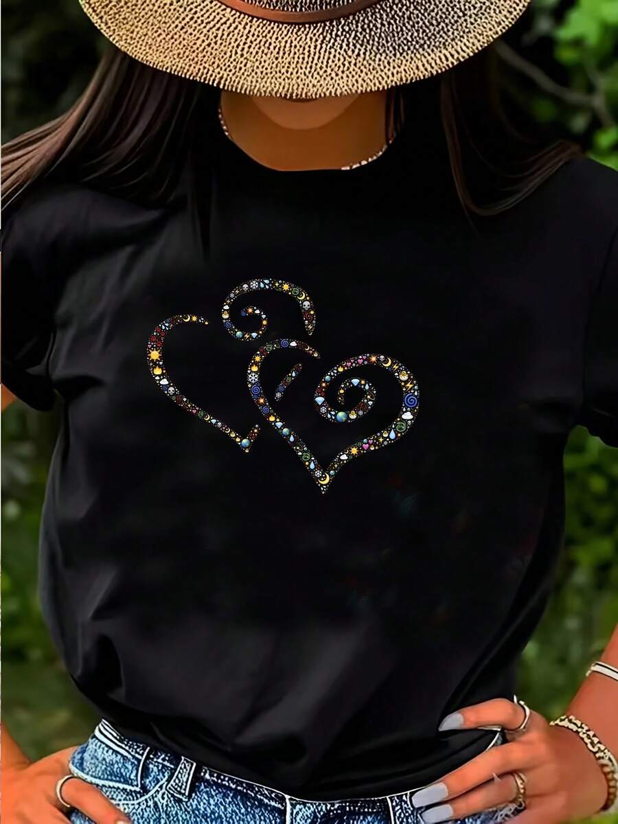 Women's Short Sleeve T-Shirt With Heart Print And Faux Crystal Heart Design, Round Neck, Casual, Elegant, And Romantic For Summer. Versatile And Modern T-Shirt For Everyday Wear, Vacation, Or Work. Available In Multiple Colors, Sizes S-XXL - 黑色 - 查看 1