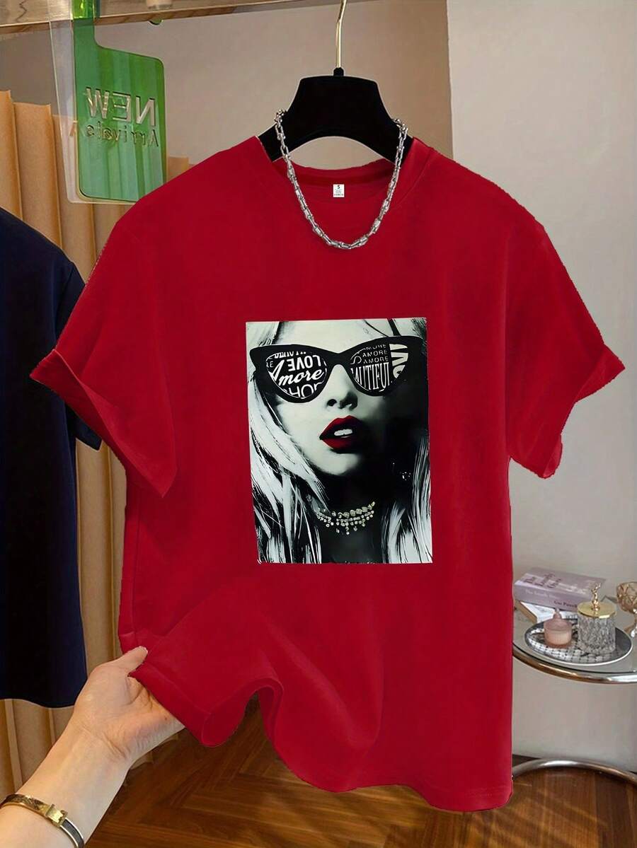 Fashionable Women's T-Shirt With A Circular Print, Soft And Versatile, Featuring Stylish Graphics Of Feminine Characters, Short Sleeves And Comfortable, Ideal For Casual Wear, A  Top For All Seasons - [紅色的] - 查看 1
