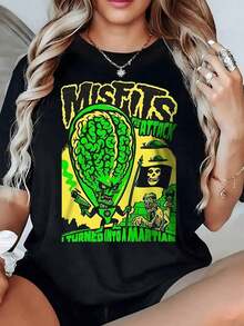 Alien With Giant Green Brain In A Balloon Threatening A City Alongside Human Figures And Mysterious Symbols. Women's T-Shirt, 100% Cotton, 220g - 黑色 - 查看 1