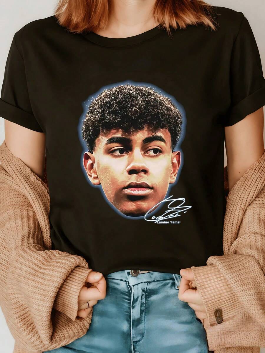 Illuminated Face Symbolizing Confidence, Inner Energy, And A Passion For Standing Out, With An Inspiring Blend Of Light And Modern Style. Comfortable Casual Women's T-Shirt For Everyday Wear. - 黑色 - 查看 1