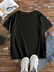 Christmas Series Pattern Round Neck Short Sleeves, Loose Casual Christmas T-Shirt - Featuring A Christmas Tree, Santa Claus Hat, And Other Fashionable Elements, This Round Neck Short Sleeve T-Shirt Is The Best Christmas Gift For Friends, Family, And Yourself. It Will Make You Shine In This Wonderful Christmas Winter Wear - Unisex Clothing For Women And Men - 黑色 - 查看 2