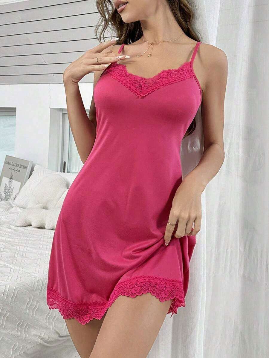 Camisón de pijama con tirantes y adorno de encaje para mujeres - Rosa Fucsia - Ver 1