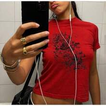 Red Baby T-Shirt With Black Bird And Flower Print, Summer Boho Floral Shirt, Vintage Tattoo Style Top, Soft Grunge Aesthetic T-Shirt, Dark Gothic Blouses For Women > Printed Shirt Blouses For Ladies - 紅色 - 查看 11
