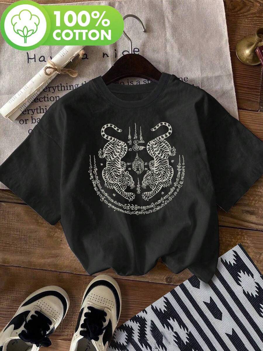 Limited Edition: Women's T-Shirt With Thai Tattoo Print Sak Yant Two Tigers - Short Sleeve, Crew Neck, Casual Style, Black With Intricate White Design, Machine Washable, Summer And Spring T-Shirt, Thai Cultural Gift, Casual Wear, Lightweight Cotton - 黑色 - 查看 1