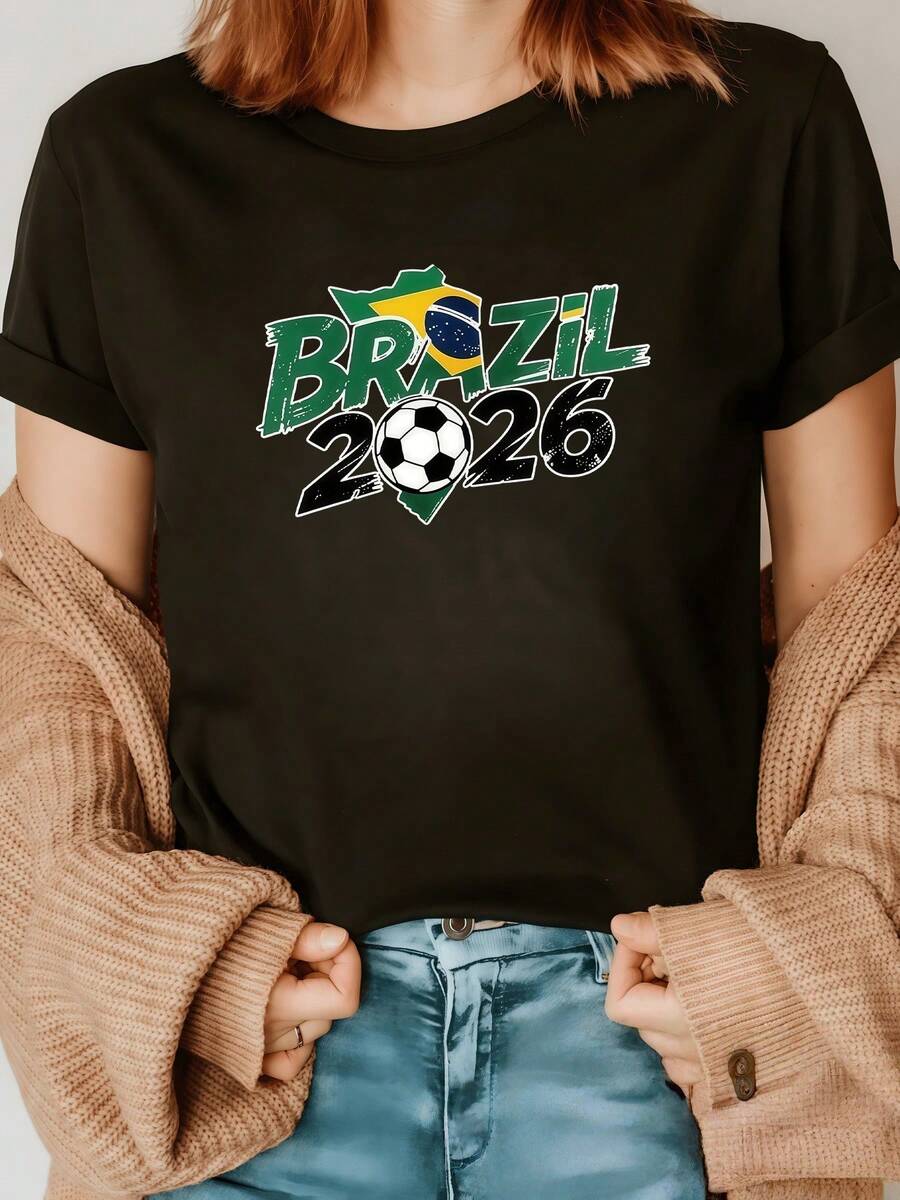 Map Of Brazil With Its Waving Flag And A Soccer Ball Next To The Number 2026 Symbolizing Passion And Hope In The World Tournament. Casual, Comfortable, And Modern Women's T-Shirt - 黑色 - 查看 1