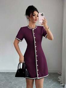 Elegante vestido casual de negocios con cuello redondo, cintura entallada y mangas cortas con botones delanteros, adecuado para primavera y verano - Rojo violeta - Ver 7
