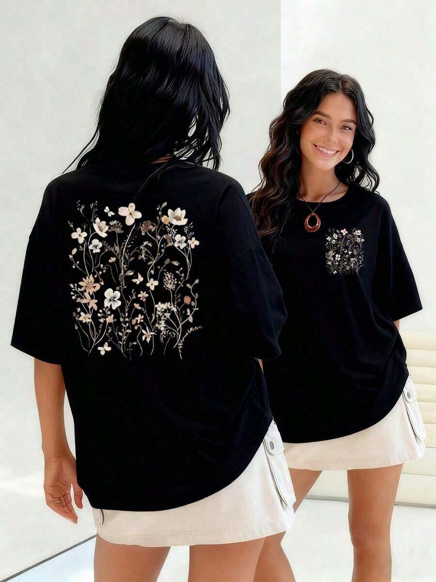 Delicate Dried Flowers Intertwine In A Subtle And Elegant Design On This 100% Cotton Women's T-Shirt, Evoking The Ephemeral Beauty Of Nature In Neutral Tones. Suitable For Spring, Summer, And Autumn. - 黑色 - 查看 1