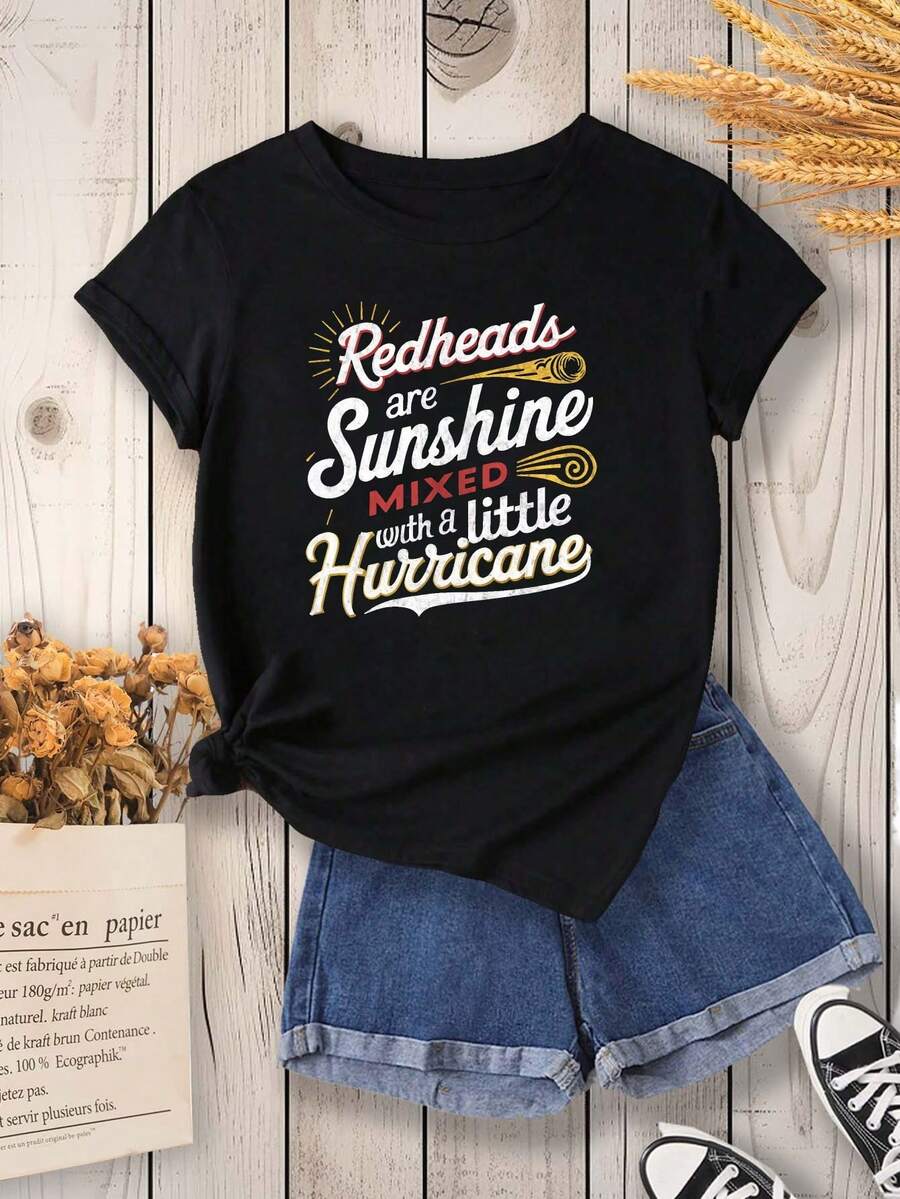 Camiseta casual para mujer con estampado gr£fico "Las pelirrojas son como el sol", manga corta y cuello redondo, ligera de poli￩ster, corte relajado, ideal para primavera y verano, dise￱o en negro con gr£fico naranja y amarillo