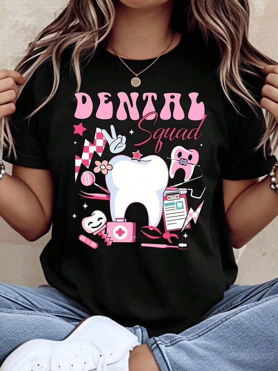 GiftGiftDental Squad Adorable Teeth Design T-Shirt For Dentists And Dental Hygienists, Fun Gift For Dental Professionals And Students, Cartoon Teeth And Tools Print In Pink, Unisex T-Shirt, Soft - 黑色 - 查看 1