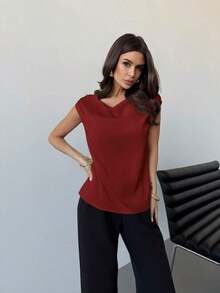 Blusa de satén elegante y chic de color albaricoque con cuello asimétrico plisado y sin mangas, adecuada para citas, bodas, ir a trabajar, primavera/verano - Burdeos - Ver 4