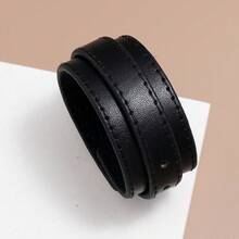 1 chiếc vòng tay nam tối giản hai tông màu, khóa kim loại điều chỉnh được. - B707 - Xem 5