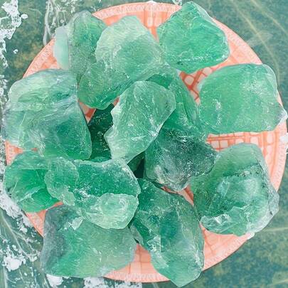 Tinh thể Fluorite xanh lục - Đá thô tự nhiên dùng để mài, chà rửa và đánh bóng, có thể gắn dây kim loại - Lý tưởng cho trang sức và trang trí nhà cửa.