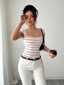 Camiseta de punto de rayas ajustada, estilo minimalista francés, top casual de manga corta, ideal para fiestas, primavera/verano - Rojo y blanco - Ver 5