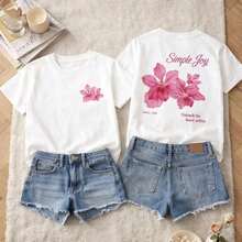 Camiseta de manga corta 1 pieza, camiseta de algodón de talla grande para mujer con estampado floral rosa y conjunto de shorts de mezclilla. Un conjunto casual cómodo y elegante para uso diario. Camiseta blanca de verano para mujer con estampado floral rosa y conjunto de shorts de mezclilla para uso diario, regalos de cumpleaños, regalos de Halloween o como camiseta conmemorativa para amigos o seres queridos. También adecuada como suéter. Entrega rápida. 100% algodón. - Blanco - Ver 1