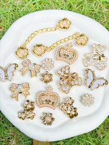 16件套金色小熊链条蝴蝶星星水钻鞋饰套装，灯光下闪闪发光，可拆卸配件，适用于花园鞋/凉鞋，节日礼物 - 金色 - 查看 7