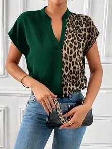 Blusa con cuello en pico y mangas de murciélago con estampado de leopardo, blusas de manga corta, casual - Verde Oscuro - Ver 4