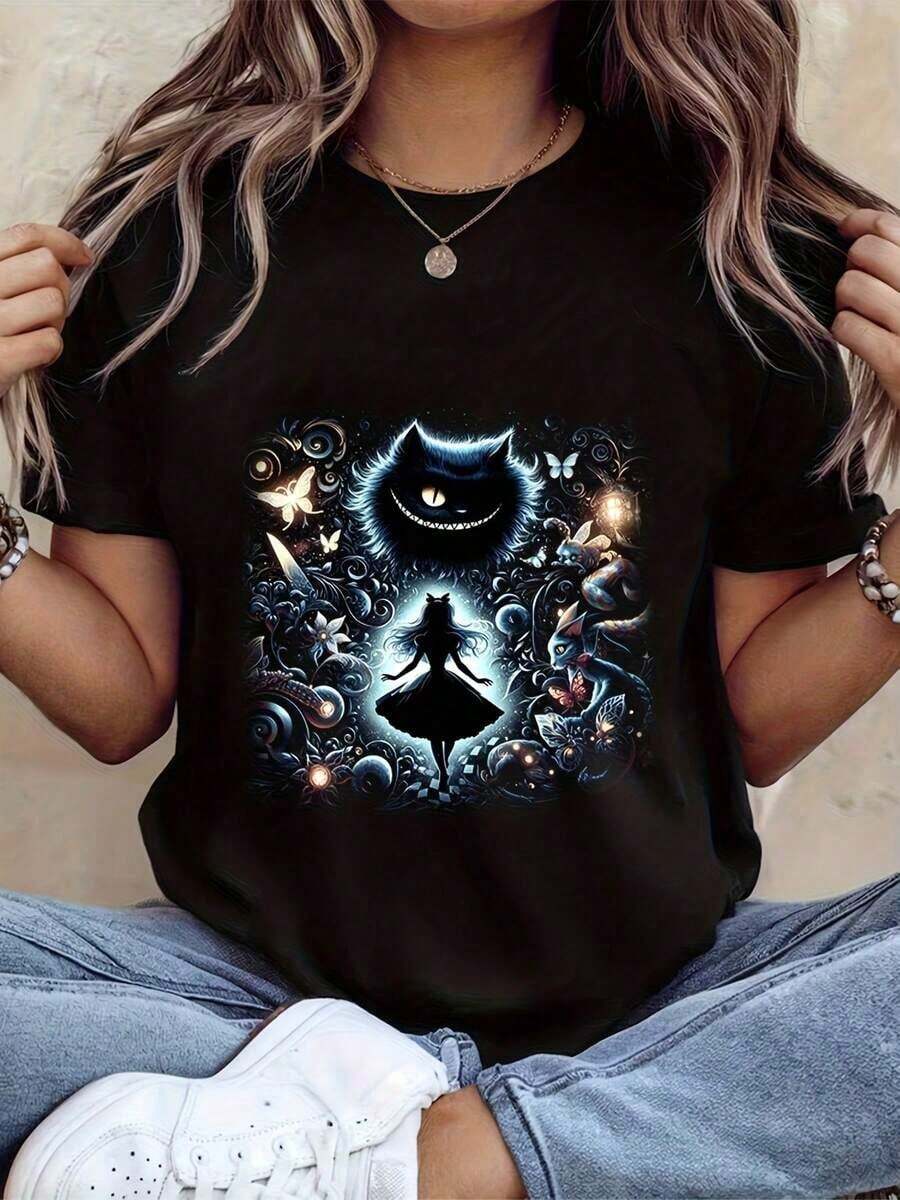 Under The Radar1 Official Licensed Cheshire Cat T-Shirt - Magical Alice In Wonderland Crescent Moon Graphic Tee, Relaxed Fit Crew Neck For Women And Men, Costume For Birthday Parties Or Everyday Wear - Vintage Street Style Unisex Loose Cotton Short Sleeve Crew Neck T-Shirt - 黑色 - 查看 1