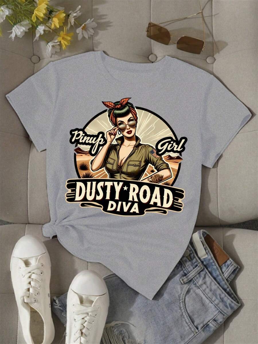 Highway Beauty: The Charm Of Vintage Women On The Dusty Highway - A Vibrant Sports T-Shirt For Women's Fashion And Leisure - Comfortable Short-Sleeved Crew Neck T-Shirt For All Seasons - 淺灰色 - 查看 1