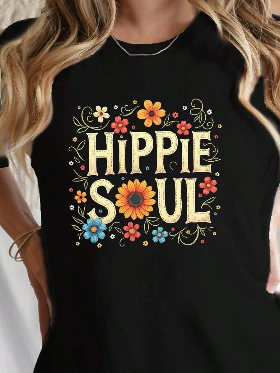 One Piece, A Classic And Versatile Pure Cotton Short-Sleeved T-Shirt, Suitable For Any Season. A Hippie-Inspired Design For Women, Featuring A Peace Symbol, With A Modern And Elegant Style. - 黑色 - 查看 1