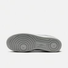Nike Giày thể thao nam AIR FORCE 1 '07, kiểu dáng cổ thấp FJ4146-128 - Màu Xám nhạt - Xem 3
