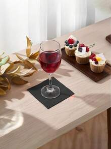 80/120 khăn giấy cocktail màu đen và đỏ, khăn giấy hai lớp mềm mại và bông xốp, dùng một lần, gấp gọn, thích hợp cho nhà bếp, bữa tối, du lịch, đám cưới, tiệc sinh nhật, tiệc cô dâu, tiệc lễ hội, nhà hàng, quán bar, dã ngoại, tựu trường, ngày lễ tình nhân và các dịp khác. - Xem 8