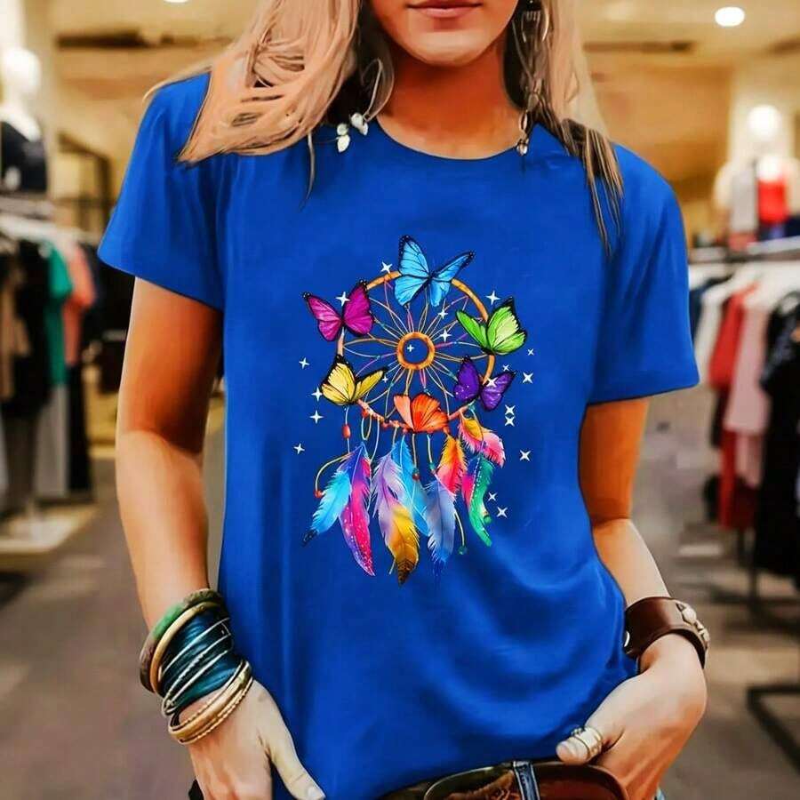 Women's Short-Sleeved Cotton T-Shirt With A Dreamcatcher Print Featuring Colorful Butterflies And Feathers. It Has A Round Neck, A Casual Style, A Loose Fit, And Is A Basic Summer T-Shirt Made Of Soft, Breathable Fabric. Perfect For Everyday Wear And Urban Style. Suitable For Spring, Summer, And Autumn. - 藍色 - 查看 1