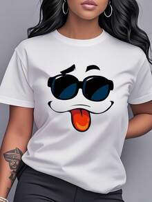 Women's Short-Sleeved T-Shirt In Pure Cotton, Featuring A Round Neck And A Fun Print Of A Big-Eyed Cartoon Character. This Women's Short-Sleeved, Round-Neck Top Boasts Cute And Original Animal Designs That Highlight Individuality And Urban Style. A Unique Design For Anime Enthusiasts, Radiating Youthful Energy. A Fun And Stylish Item, Comfortable And Versatile, A Summer Essential. Fresh And Simple Style, Full Of Vitality. - 白色 - 查看 1