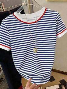 Camiseta de mujer de talla grande con estampado minimalista de corazón negro, perfecta para el Día de San Valentín, el transporte diario, regalos festivos, moda, camisetas elegantes, camisetas hermosas, regalos para hermanos, regalos para hermanas, regalos para madres, regalos del Día de la Madre, tops casuales pero elegantes - azul real 3 - Ver 5