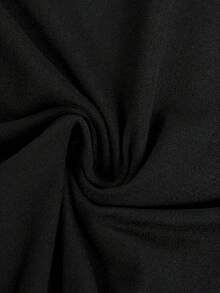 Women's Black T-Shirt With An Elegant Rose Print - Soft Polyester And Elastane Blend, Short Sleeves, Round Neck - Machine Washable, Suitable For All Seasons. A Very Distinctive Printed T-Shirt / Unisex Style / Suitable For Both Men And Women / Wrinkle-Resistant / Breathable - 黑色 - 查看 6
