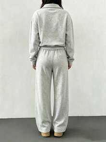 Conjunto de 2 piezas para mujer con camiseta de manga larga de hombros caídos de cuello en V a rayas y pantalones a rayas de cintura elástica, traje de suéter de invierno, otoño/invierno - Gris - Ver 3