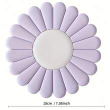 lovely flower 1pc Silicone Heat Resistant Mat, Non-Slip, Suitable For Kitchen Countertop, Ideal For Placing Hot Dishes. Modern Design, Can Hold Pots And Pans. Chic Daisy Pattern Silicone Placemat, Heat-Resistant And Easy To Clean, Can Also Be Used As Coaster And Trivet. - View 3
