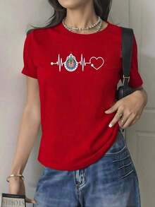 [Flash ] Heartbeat With Shield Symbolizing The Infinite Passion For Football And The Love That Makes Every Heart Vibrate, Showing Strength, Unity, And Mexican Pride. Women's T-Shirt, 100% Cotton, 220g. Elegant Women's T-Shirts - 風格 - 查看 8
