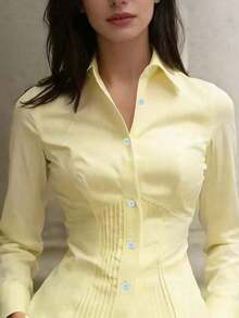 Nueva blusa elegante para mujer, camisa de manga larga con botones y diseño plisado en color blanco, de estilo sofisticado y de alta gama, con apariencia minimalista y profesional, adecuada para ocasiones casuales y citas en primavera - Amarillo - Ver 2