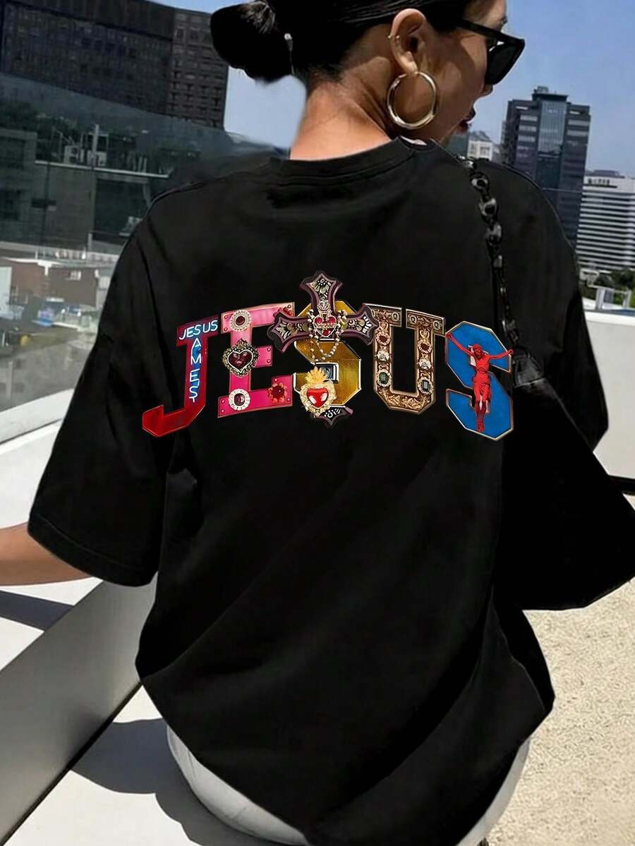 Plus Size Women's Casual Crew Neck Print T-Shirt, Neon Style Christian Baroque Scene Of Jesus Crucifixion, Plus Size Women's Short Sleeve Top, Ideal For Valentine's Day, Easter And Football Enthusiasts (Beige/Pink/Dark Grey) - 黑色 - 查看 1