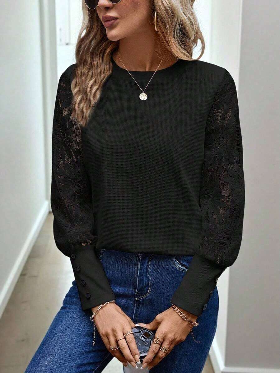 Blusa de mujer con mangas de encaje floral, parches y tejido de gofre, color blanco - Negro - Ver 1