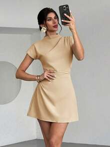 Vestido mini de línea A con cintura fruncida de unicolor, estilo de oficina para el verano - Caqui - Ver 8