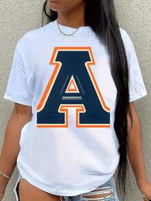 Women's Plus Size T-Shirt With Graphic Print Of The Letter 'A' In Blue And Orange - Relaxed Fit, Crew Neck, Short Sleeve, Plus Sizes Available, Casual Comfort For All Seasons, Soft And Breathable Fabric For Casual And Eye-Catching Outfits - Women's Plus Size Short Sleeve T-Shirt With Front Print, Ideal For Casual Everyday Wear, Suitable For Spring, Summer And Autumn. - 白色 - 查看 1