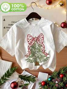 Women's Vintage Christmas Tree Graphic T-Shirt With Bow - Soft, Breathable, Loose Fit, Crew Neck, Short Sleeve, Casual Spring/Summer Holiday Top, Festive Letter Print Design, Christmas T-Shirts, Seasonal Fashion, Relaxed Fit T-Shirt, Comfortable Fabric, Spring Fashion, Retro Style, Lightweight T-Shirt, Printed T-Shirt, Summer Wardrobe - 白色 - 查看 1